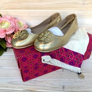 7M Tory Burch Gold Holographic Minnie Travel Flats